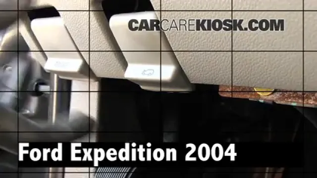 2004 Ford Expedition XLT 5.4L V8 Review